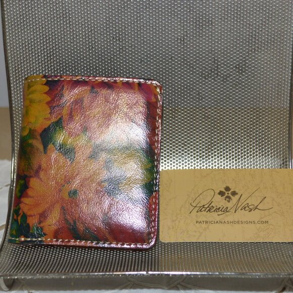 Patricia Nash Floral Leather RFID Small Bifold Wallet/Credit Card Holder - Picture 1 of 6